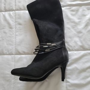 Womens Impo boots, size 8, tall boots.